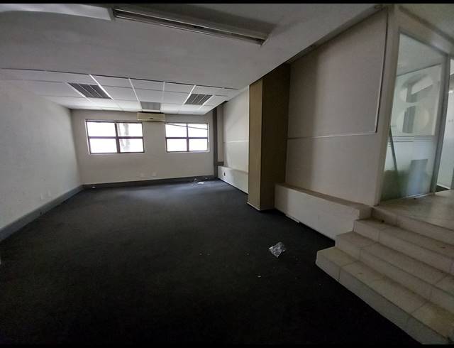 775M² OFFICE TO LET IN BRYANSTON